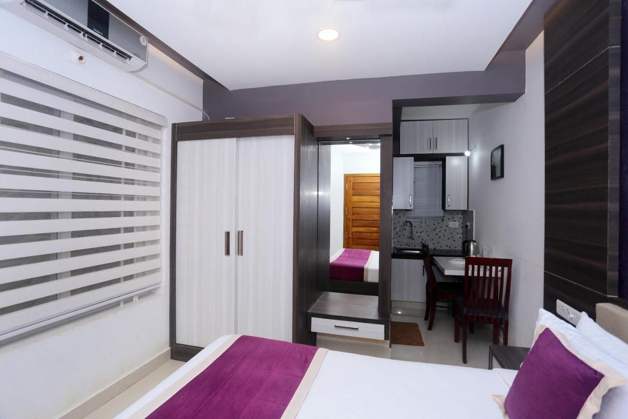 Ambalath Maple Leaves Home Guruvayur Bagian luar foto