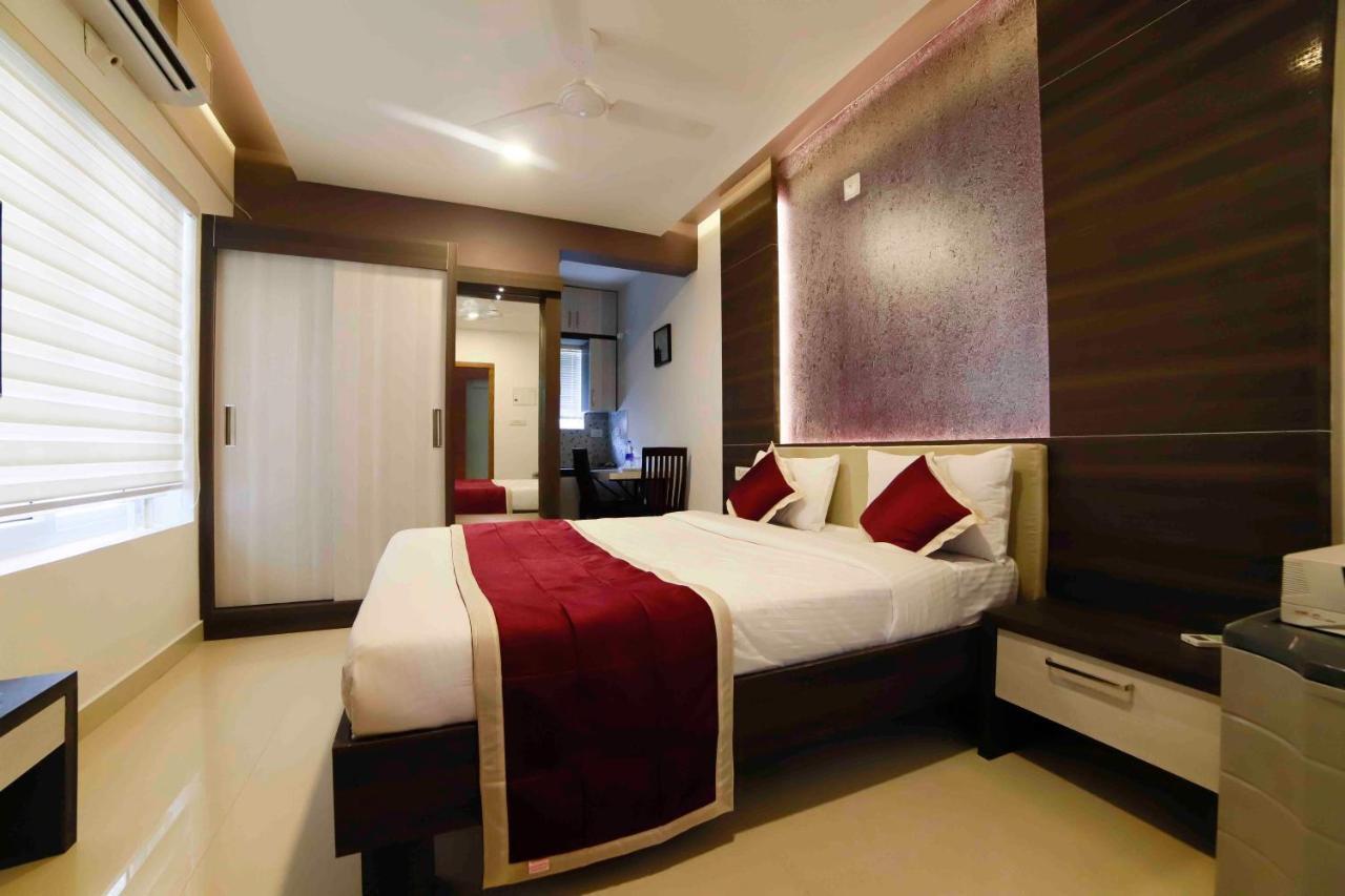 Ambalath Maple Leaves Home Guruvayur Bagian luar foto